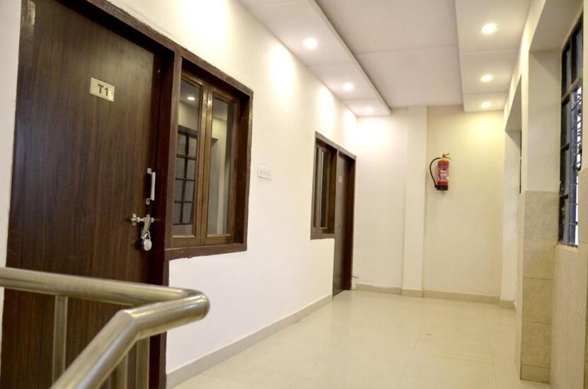 Hotel Atithi Niwas Αλλαχαμπάντ Εξωτερικό φωτογραφία