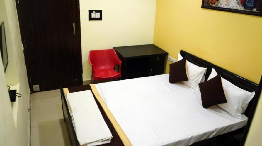 Hotel Atithi Niwas Αλλαχαμπάντ Εξωτερικό φωτογραφία
